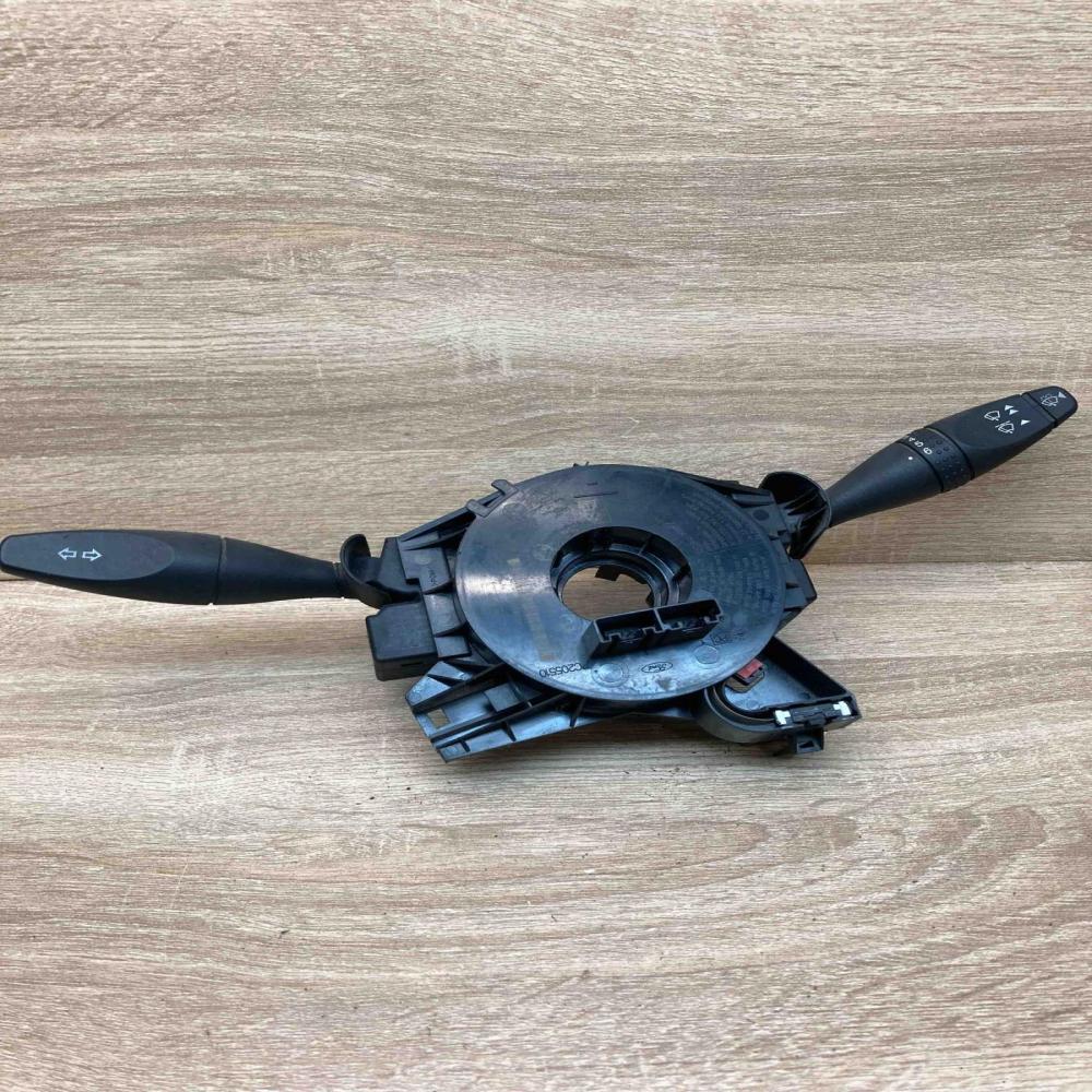 98AB 14A664 BF 98AG13335AE  Wiper turn signal indicator stalk/switch Ford Focus