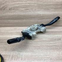17C935 GE6V  Wiper turn signal indicator stalk/switch Mazda 626