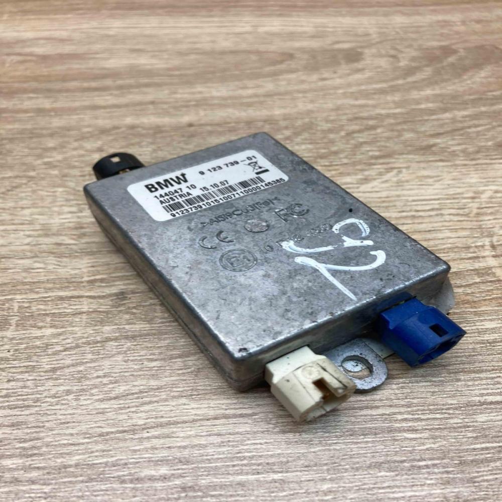 9123739 14404710  Aerial antenna amplifier BMW 3 E92 E93
