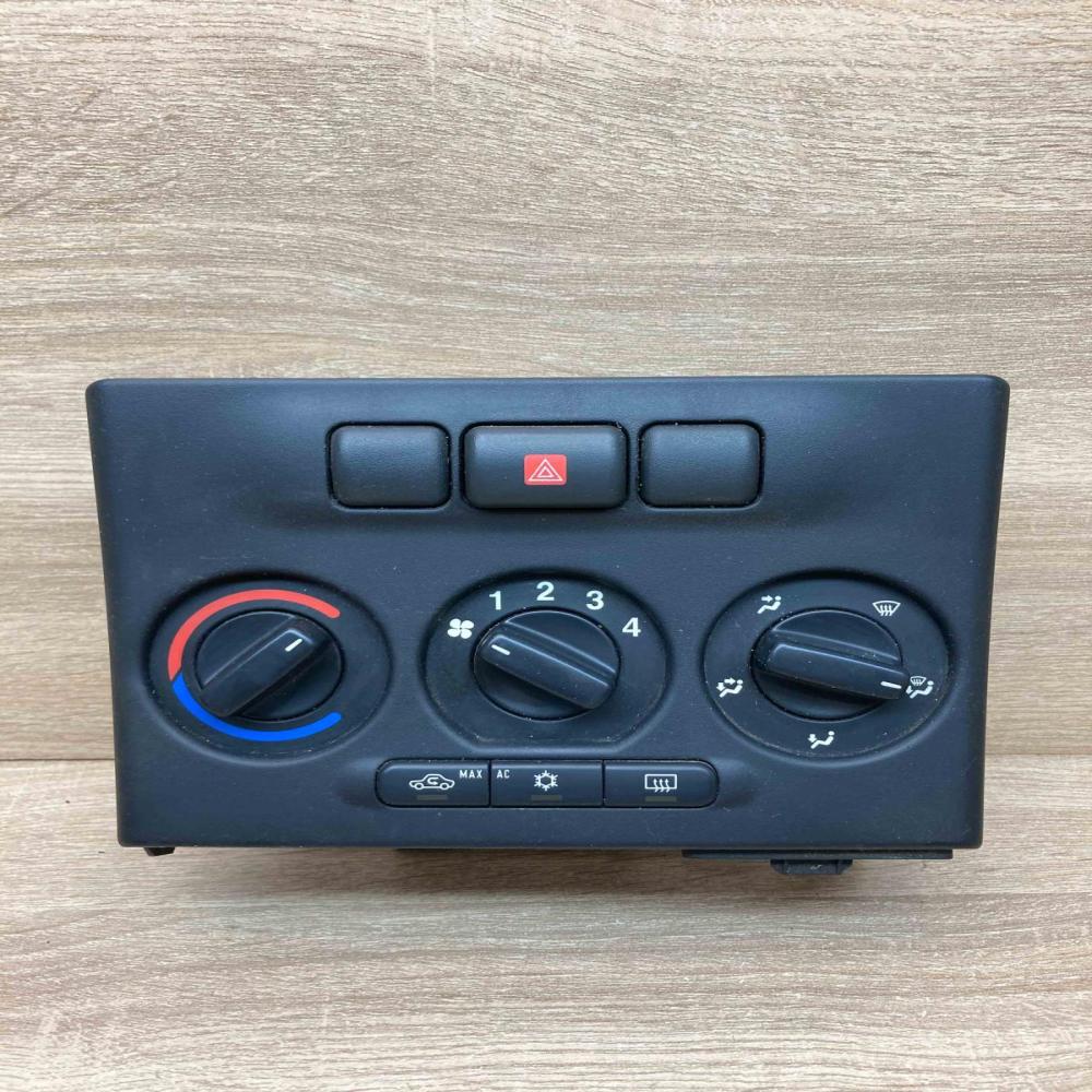 024420732 90559839  Climate control unit Opel Zafira A