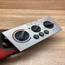 93329465 C6758  Climate control unit Opel Meriva A