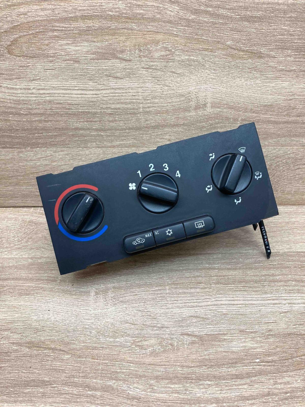 11975101 21112002 90673 Climate control unit Opel Astra G