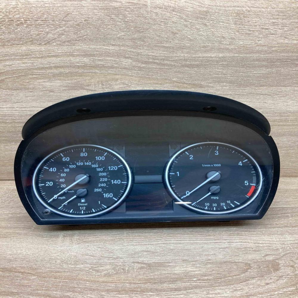 9283816 A2C53283617  Speedometer (instrument cluster) BMW X1 E84