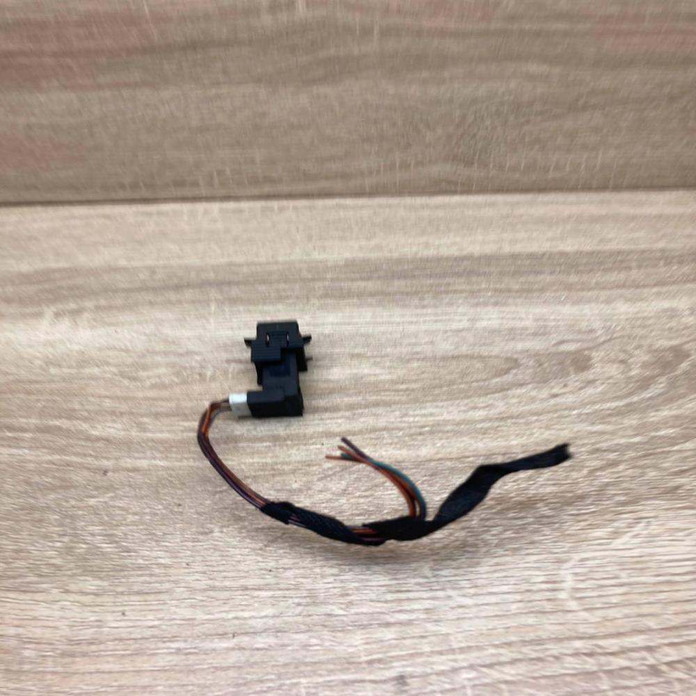6957151 1468896 2  Plug wire BMW 3 E46