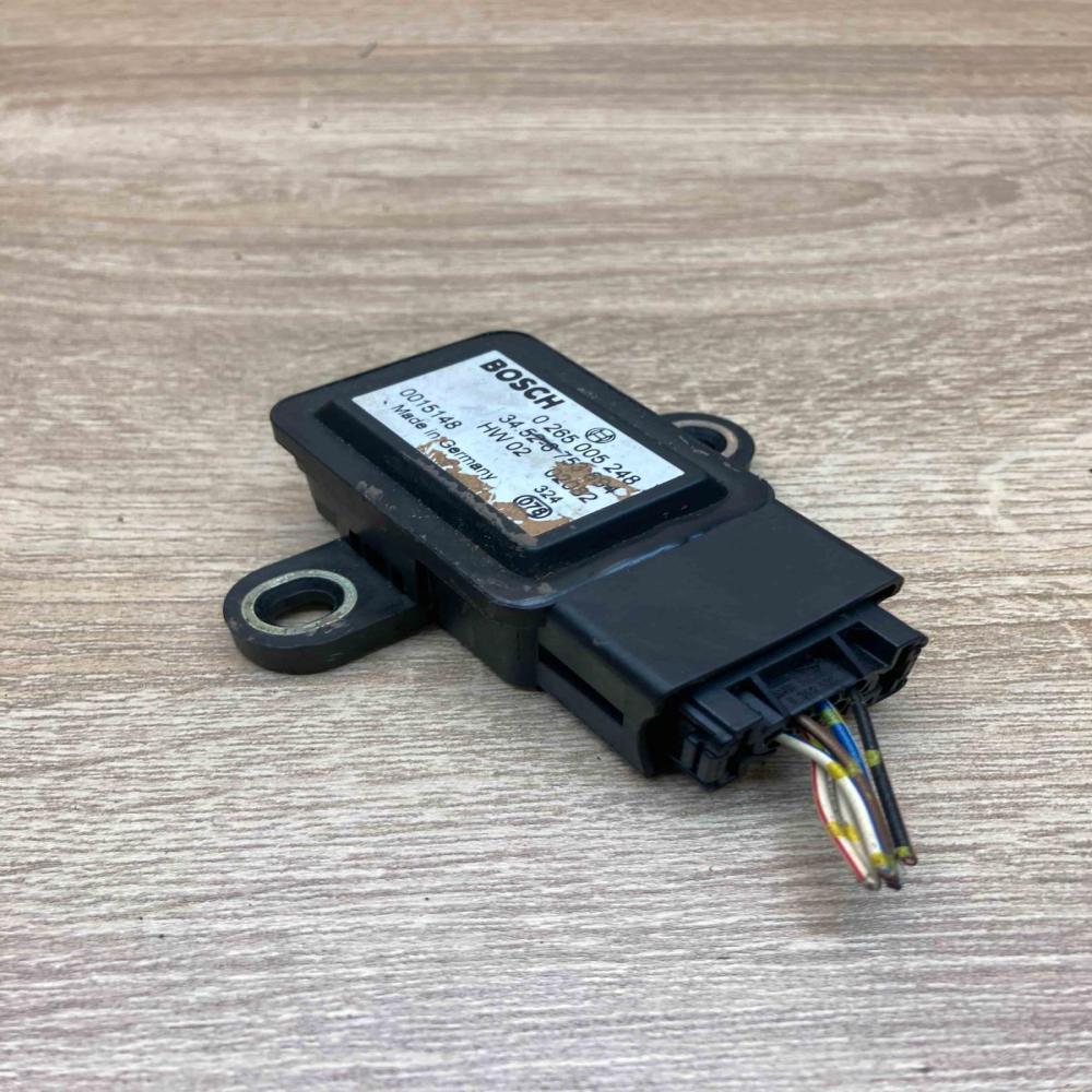 6753694 0265005248 With Plug ESP acceleration yaw rate sensor BMW 7 E38