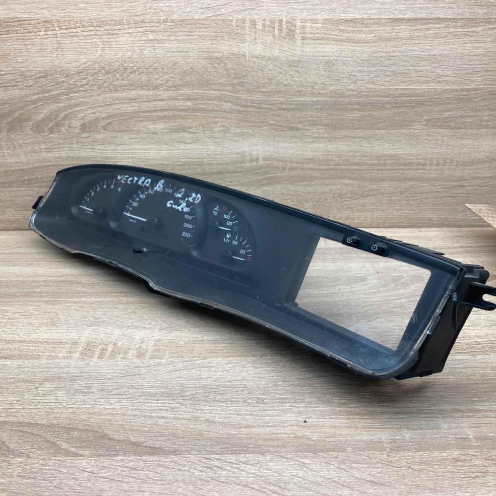 24422215 110008911  Speedometer (instrument cluster) Opel Vectra C