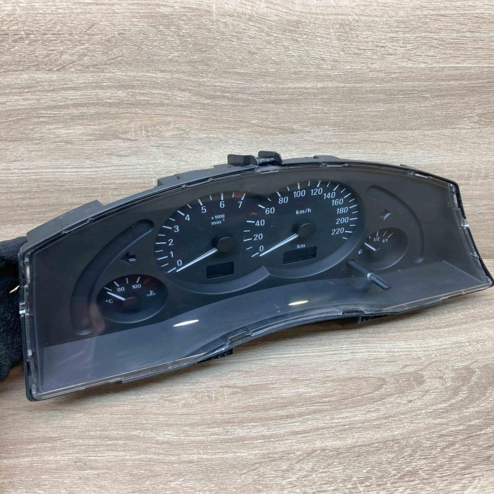 13173380XR 110080161025  Speedometer (instrument cluster) Opel Meriva A