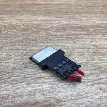 443937105A 4A0937530  Fuse Audi A6 S6 C6 4F