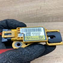 13102028  With Plug Airbag deployment crash/impact sensor Opel Signum