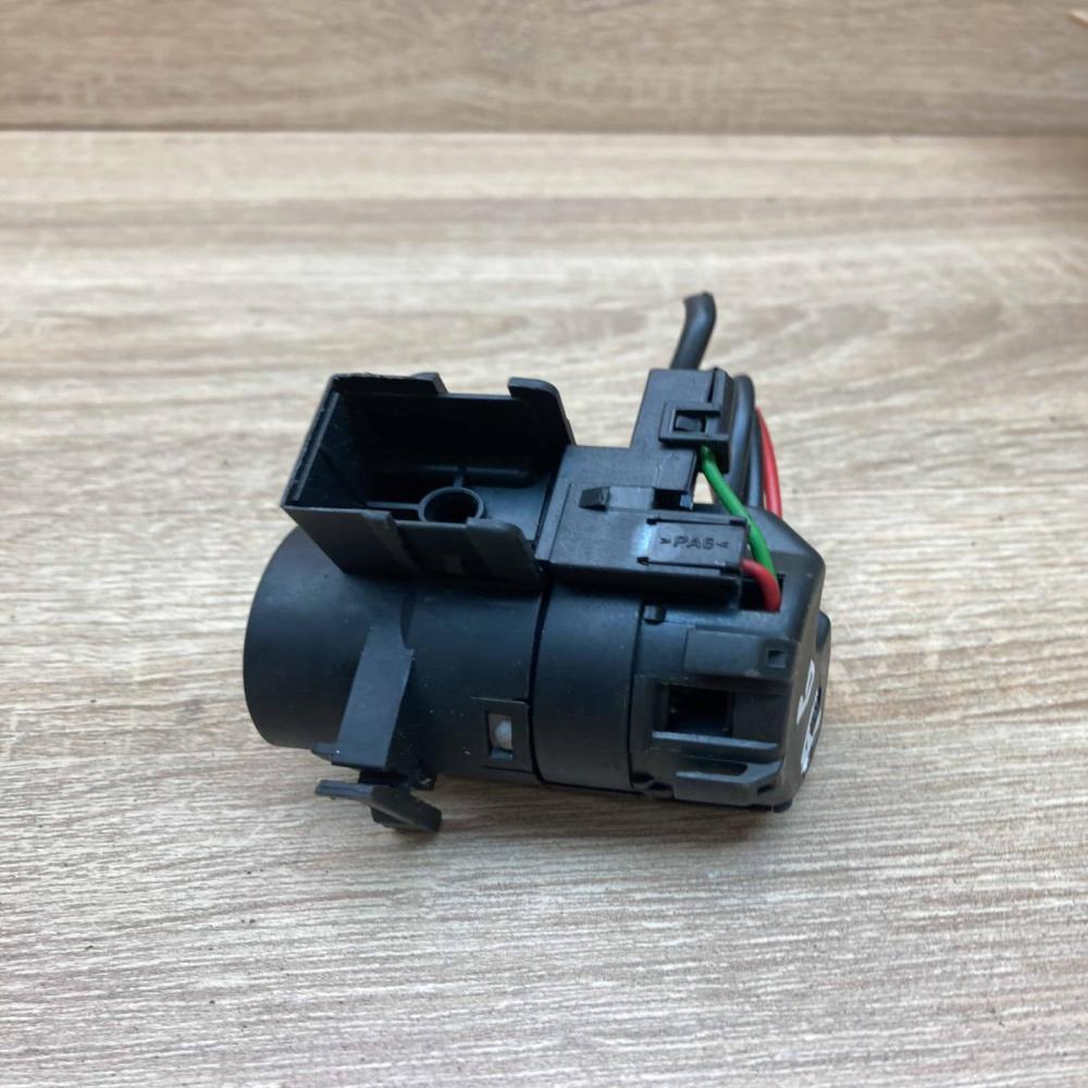 09115863 90589314  Ignition lock Opel Meriva A