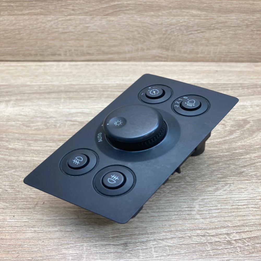 13205868  LA Light switch Opel Zafira B