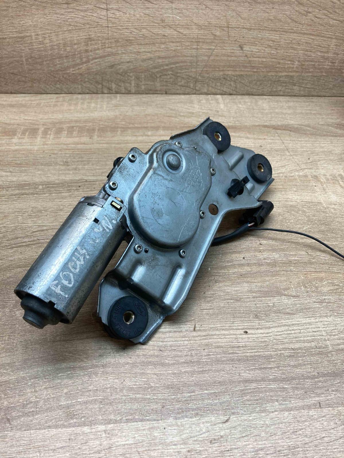 XS41 N17K441AA 390201552  Rear window wiper motor Ford Focus