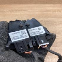 13268686 13352971  Steering wheel buttons/switches Opel Insignia A
