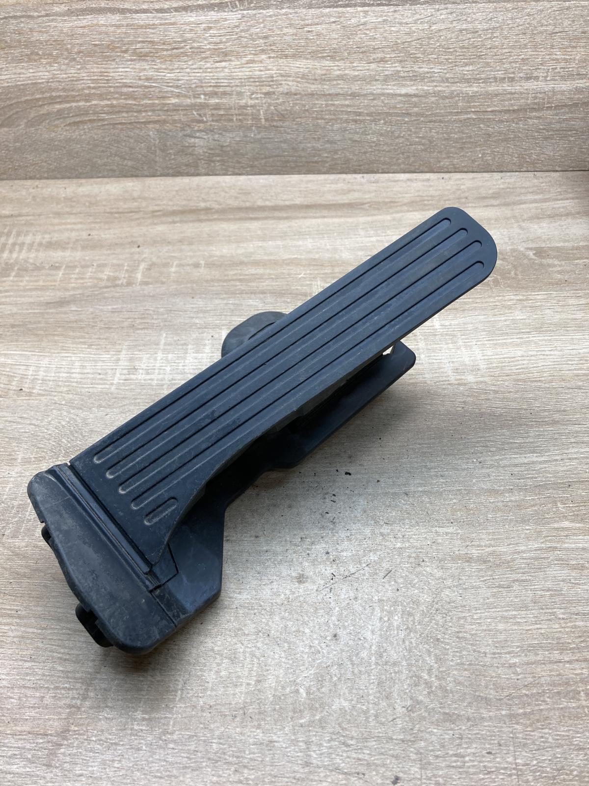 1K2721503AJ 6PV011040  Accelerator throttle pedal Volkswagen Golf VI