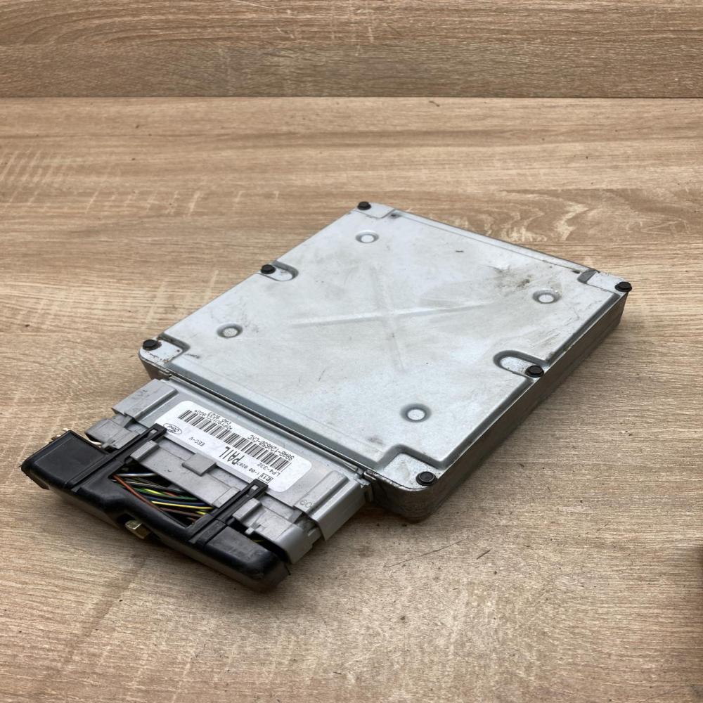 98AB 12A650 CXC  PAIL Engine control unit/module ECU Ford Focus
