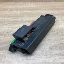 6X0937617E   Fuse module Seat Ibiza II (6k)