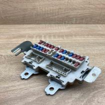 AM600 3J29  1206 Fuse module Nissan Almera N16