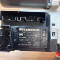 1K0959792L 1K0959702P  Front door window regulator motor Volkswagen PASSAT B6