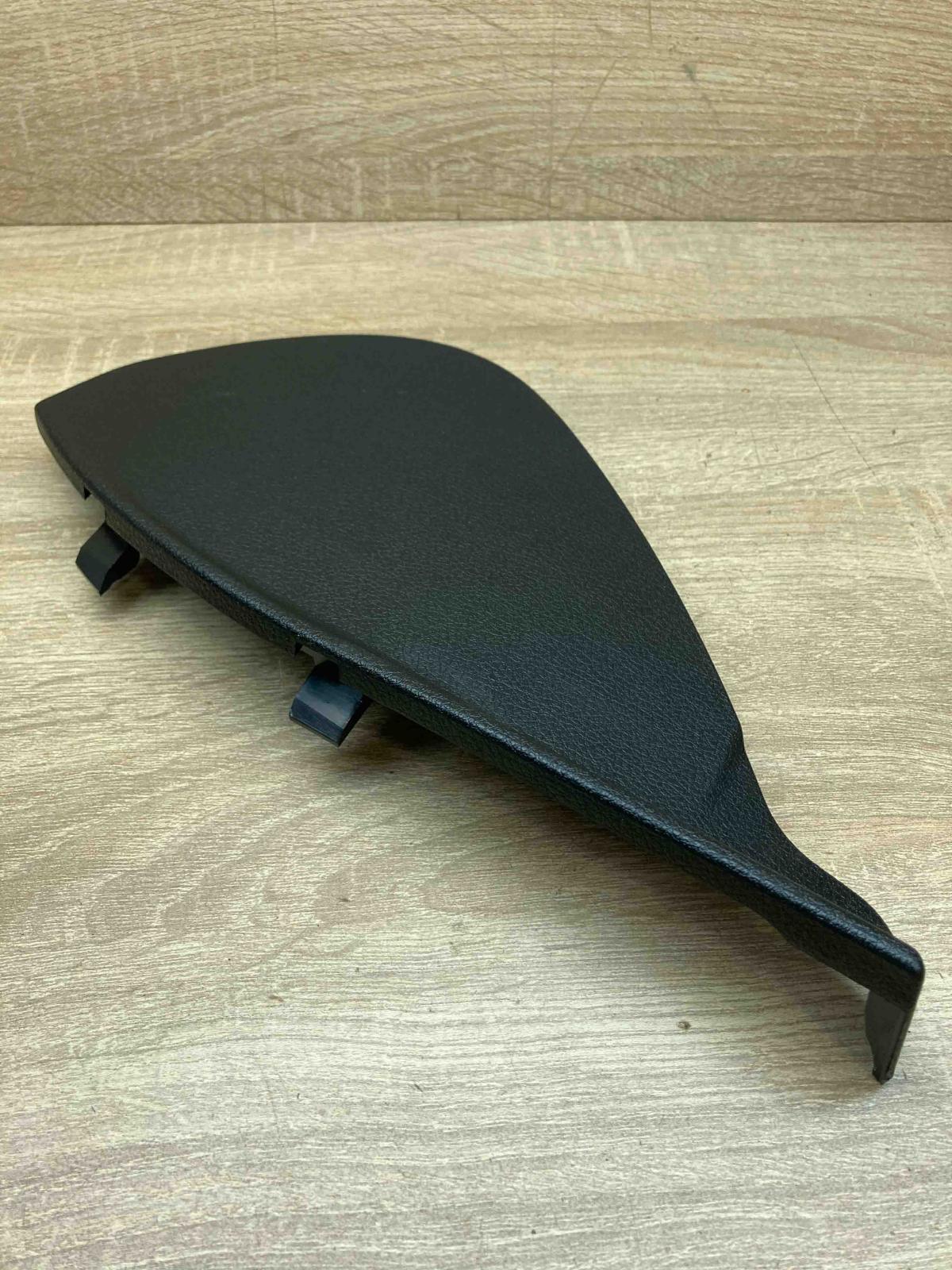 9209788 9209787  Dashboard side end trim BMW 5 F10 F11