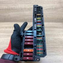 25613290   Fuse module BMW 6 E63 E64