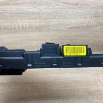 6906588 518811047  Fuse module BMW 5 E60 E61