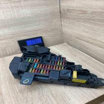 6906588 518811047  Fuse module BMW 5 E60 E61