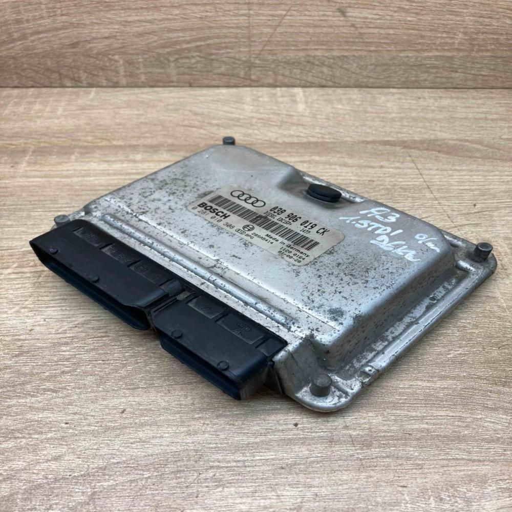 038906019CK 0281010308  Engine control unit/module ECU Audi A3 S3 8L