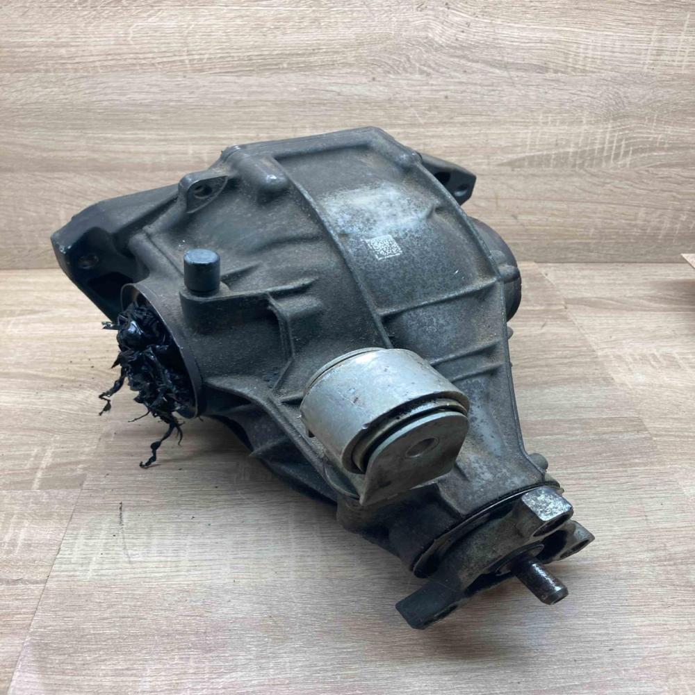 A2133510005 A2133510008 3.3 Rear differential Mercedes-Benz C W205