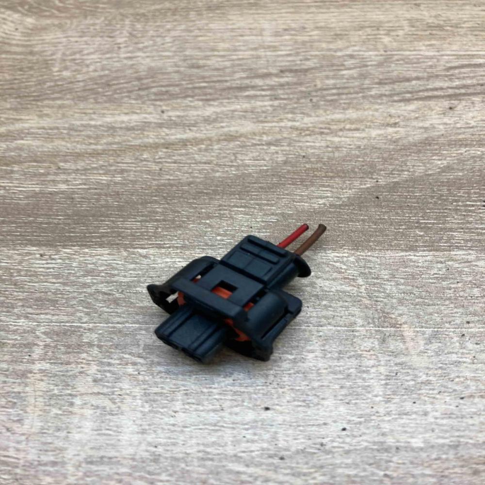 192840   Plug wire Peugeot 206
