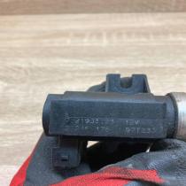 2246175 97T233  Turbo solenoid valve BMW 5 E39