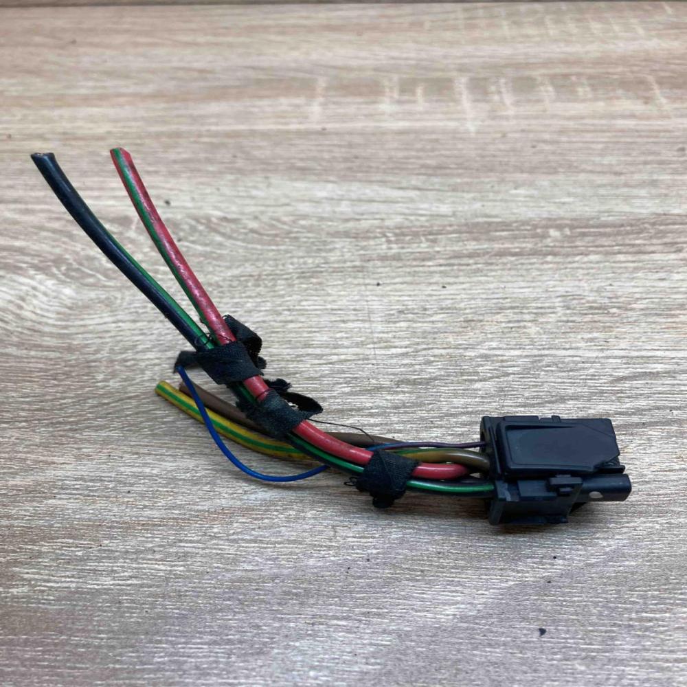8377762 968821 1  Plug wire BMW X5 E53