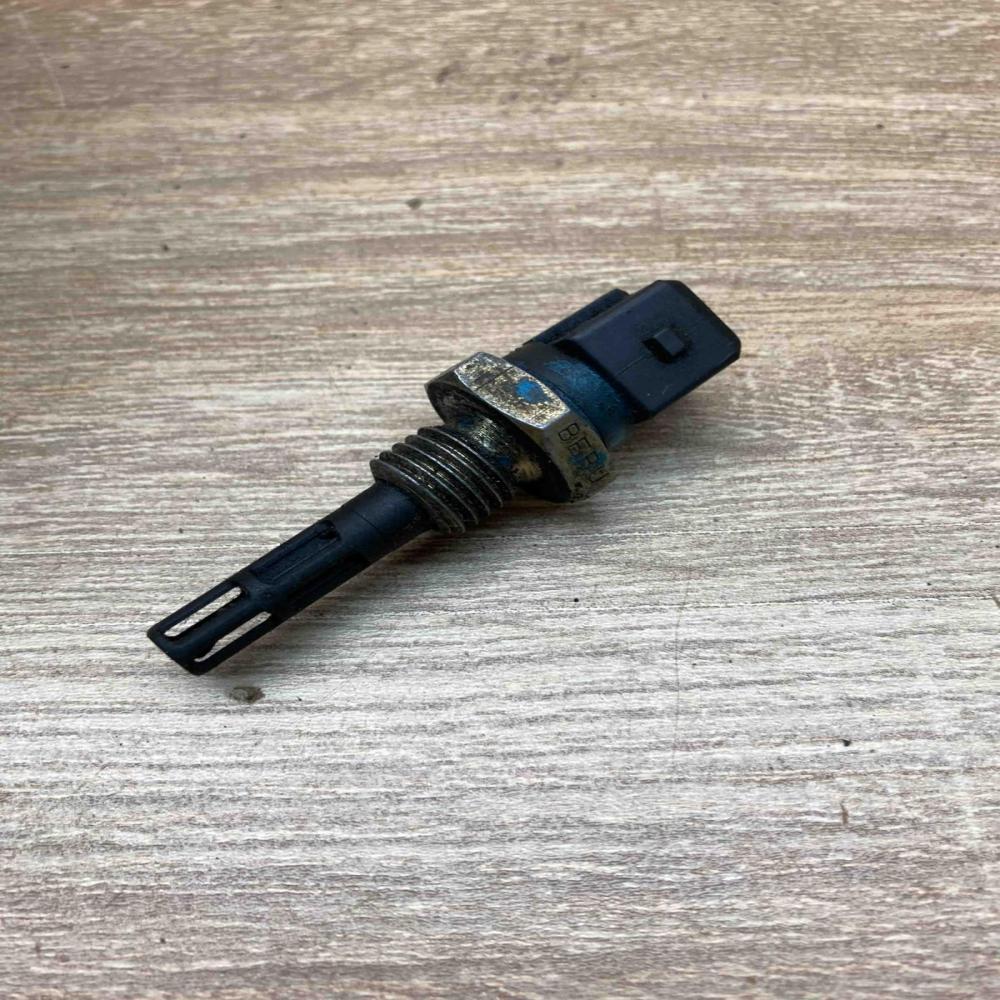 2243946 0824111003  Intake air temperature sensor BMW 7 E65 E66