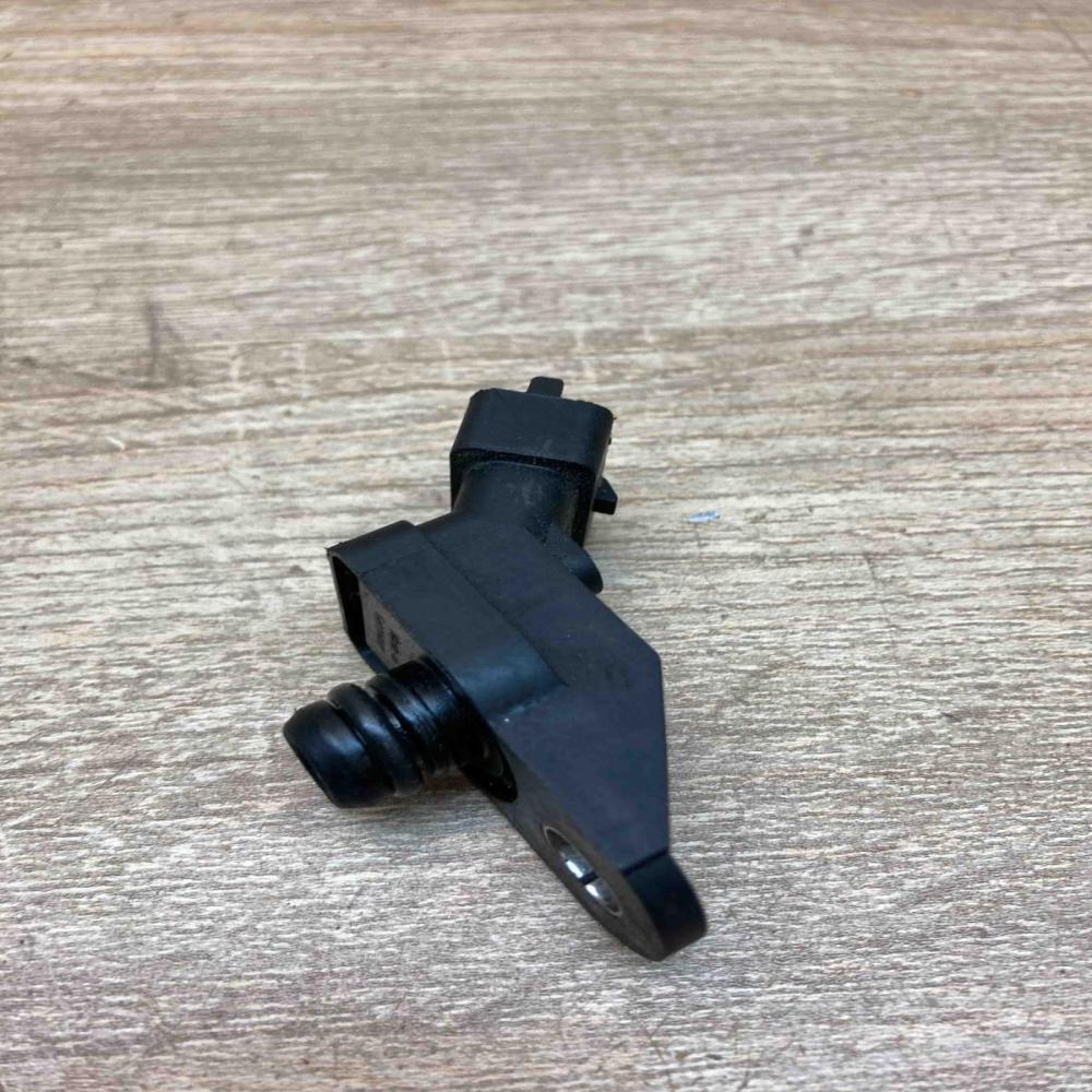 0261230046   Fuel pressure sensor BMW X5 E53