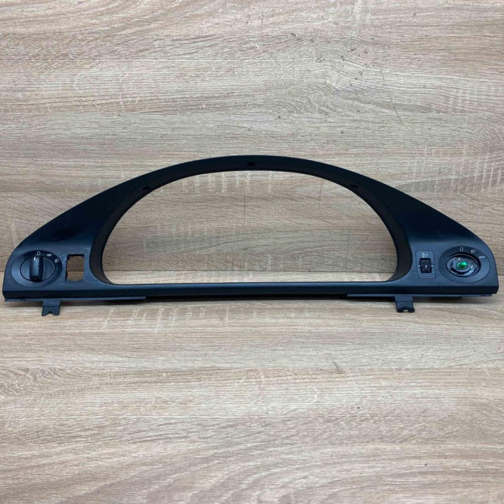 8159735   Dashboard trim BMW 7 E38