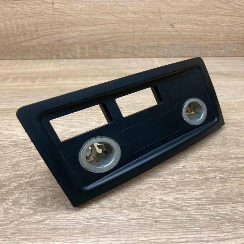 9117364 7034100  Cigarette lighter trim BMW 5 E60 E61