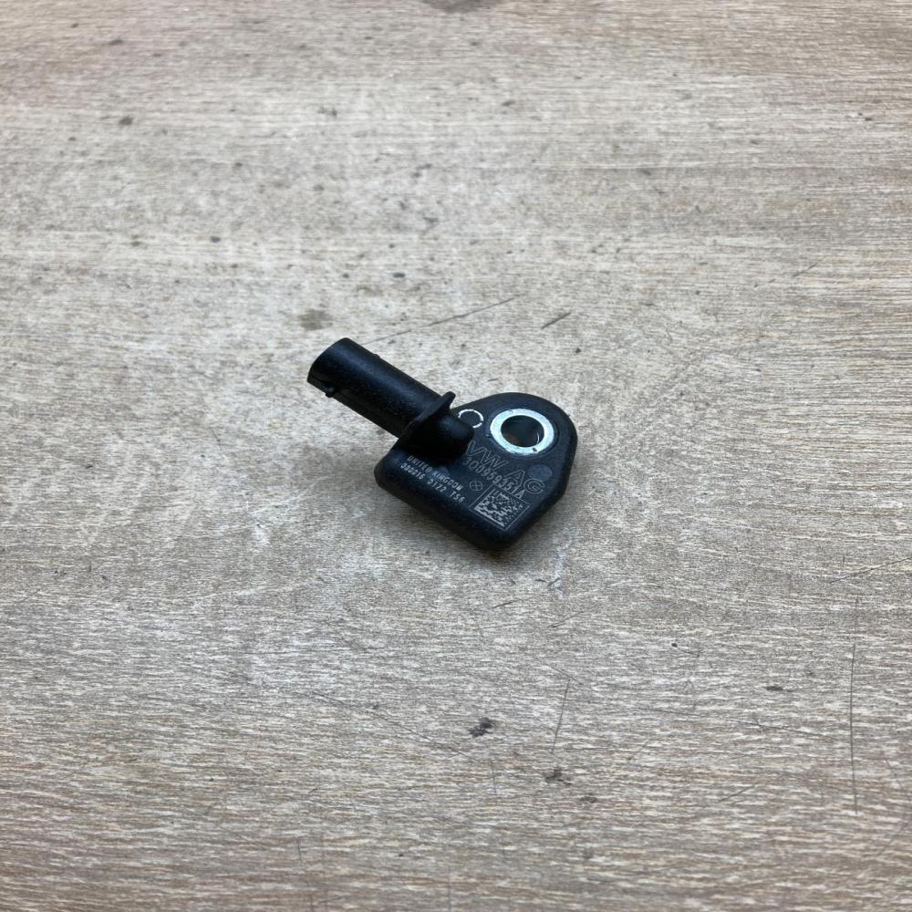 3Q0959351A   Airbag deployment crash/impact sensor Seat Leon (5F)