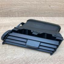 6910732   Dashboard side air vent grill/cover trim BMW 5 E60 E61