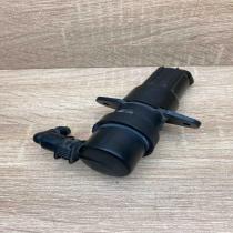 7001949   Headlight washer pump BMW 7 E65 E66