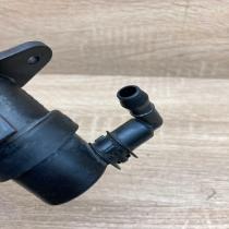 7001949   Headlight washer pump BMW 7 E65 E66