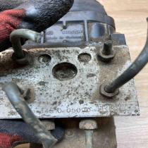 0273004229 44510 05020  ABS Pump Toyota Avensis T220
