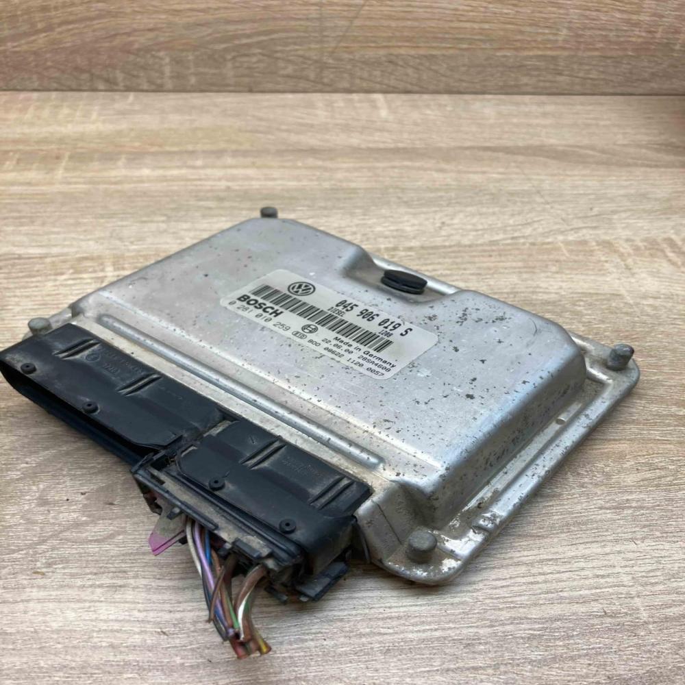 045906019S 0281010259  Engine control unit/module ECU Volkswagen Lupo