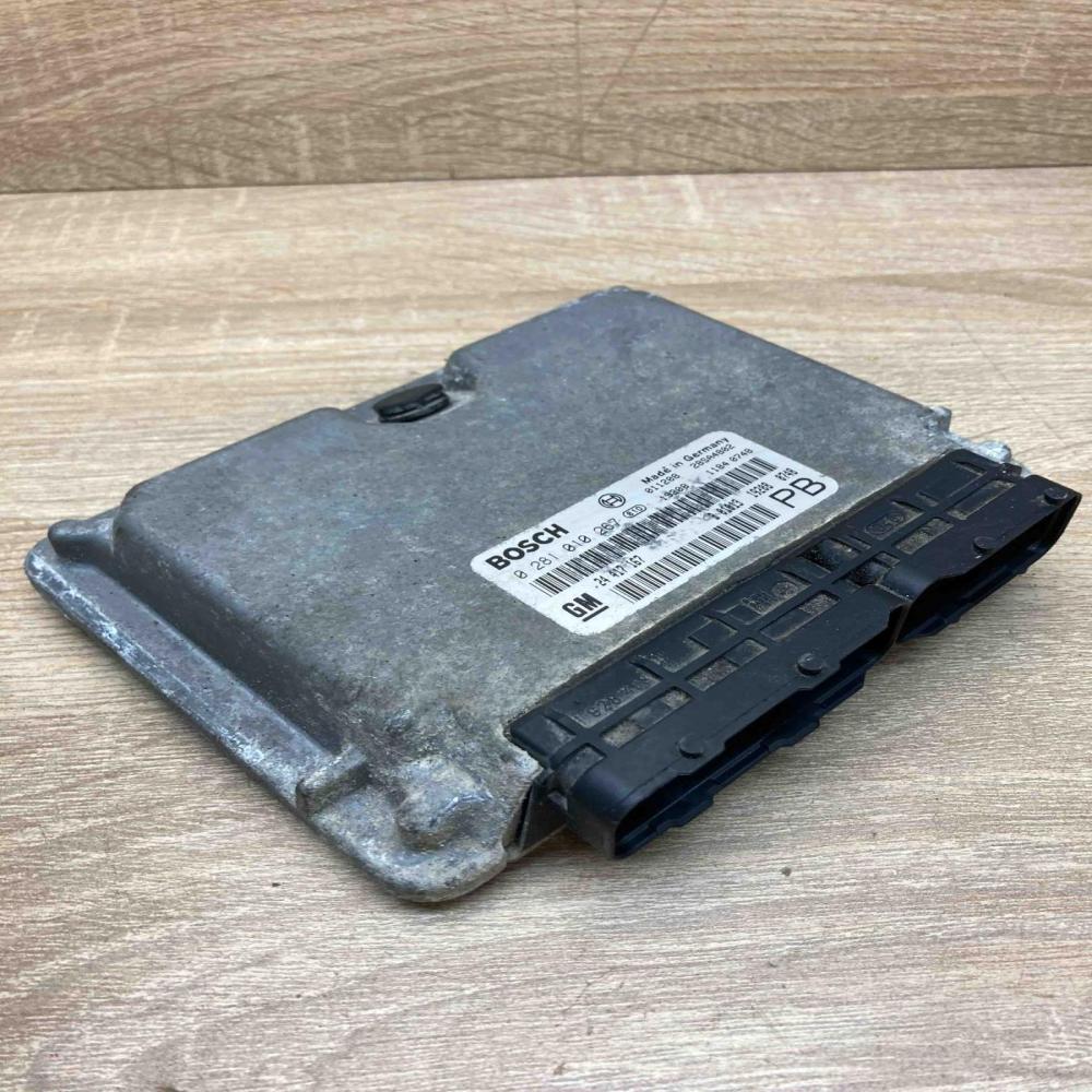 24417167 0281010267  Engine control unit/module ECU Opel Astra G