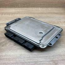 8200310863 0281011390  Engine control unit/module ECU Renault Megane II