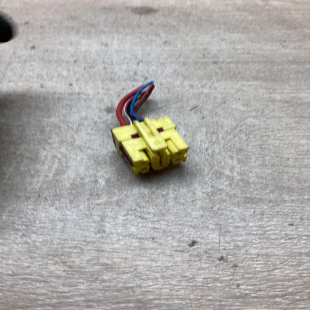 8A0972986   Plug wire Audi A6 S6 C5 4B