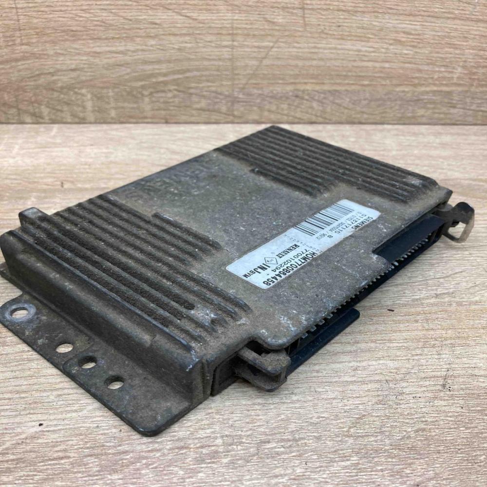7700102294 S113717115B  Engine control unit/module ECU Renault Laguna I