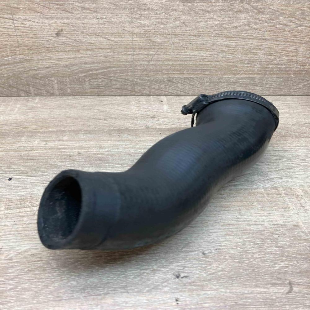 BMW Hose Pipe   Intercooler hose/pipe BMW X5 E70