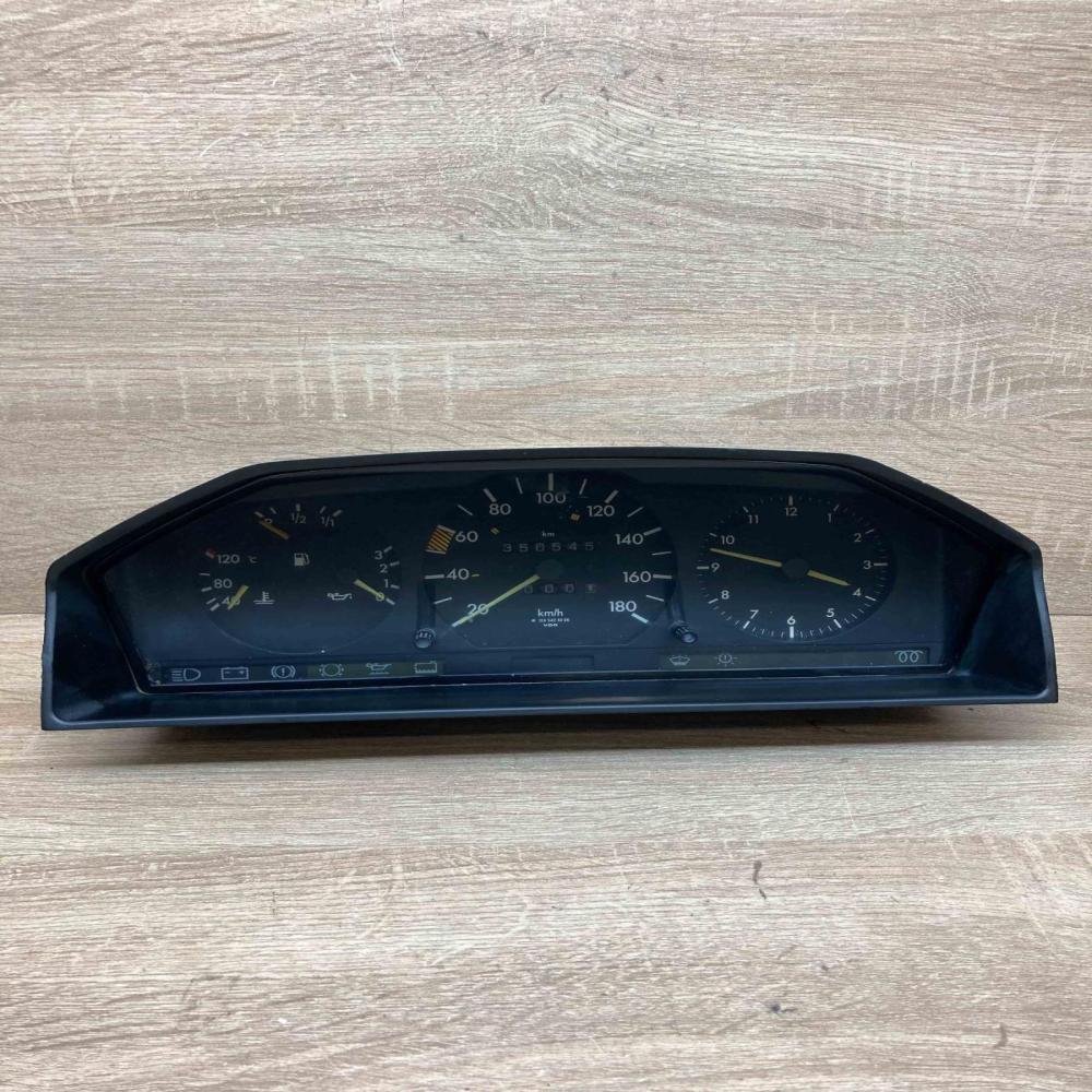 1245401248 87001180  Speedometer (instrument cluster) Mercedes-Benz E W124