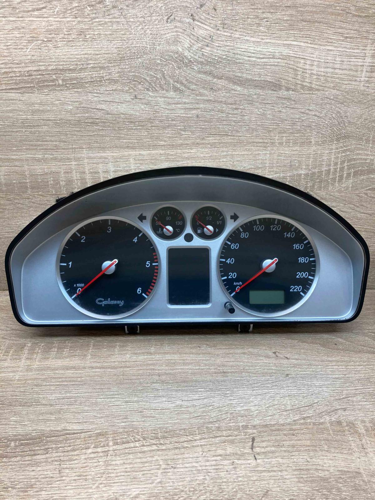 YM21 10849 APC 7M5920800E With Plug Speedometer (instrument cluster) Ford Galaxy
