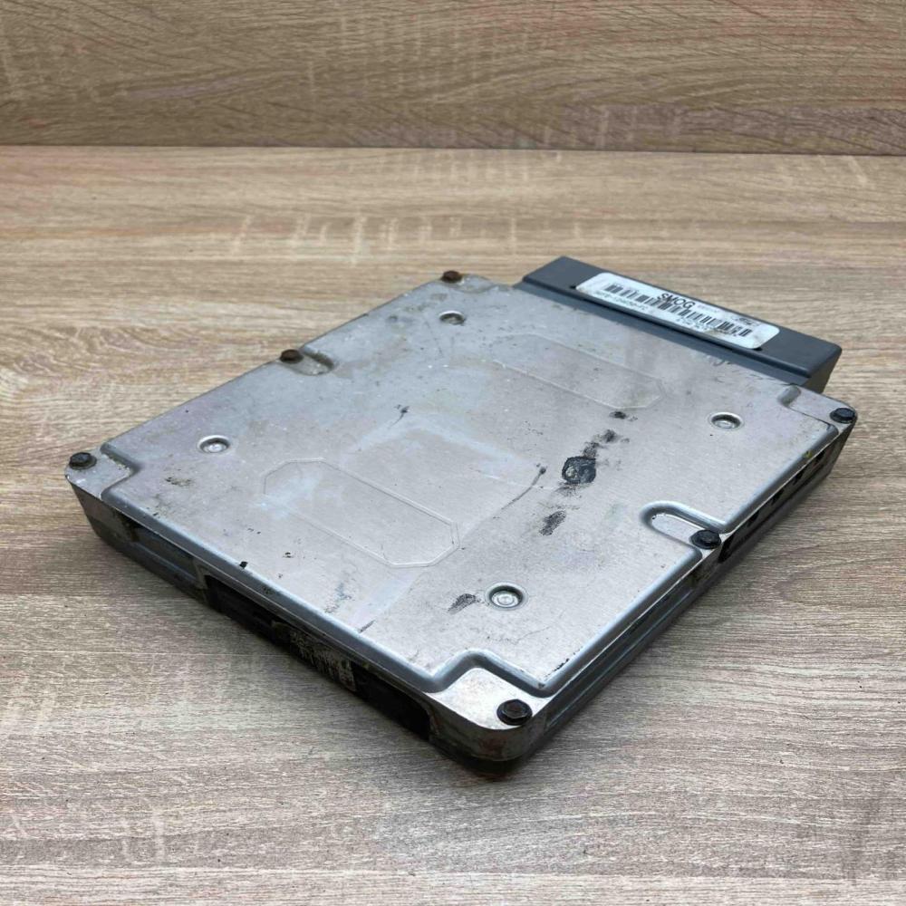 96FB 12A650 FC  SM0G Engine control unit/module ECU Ford Fiesta