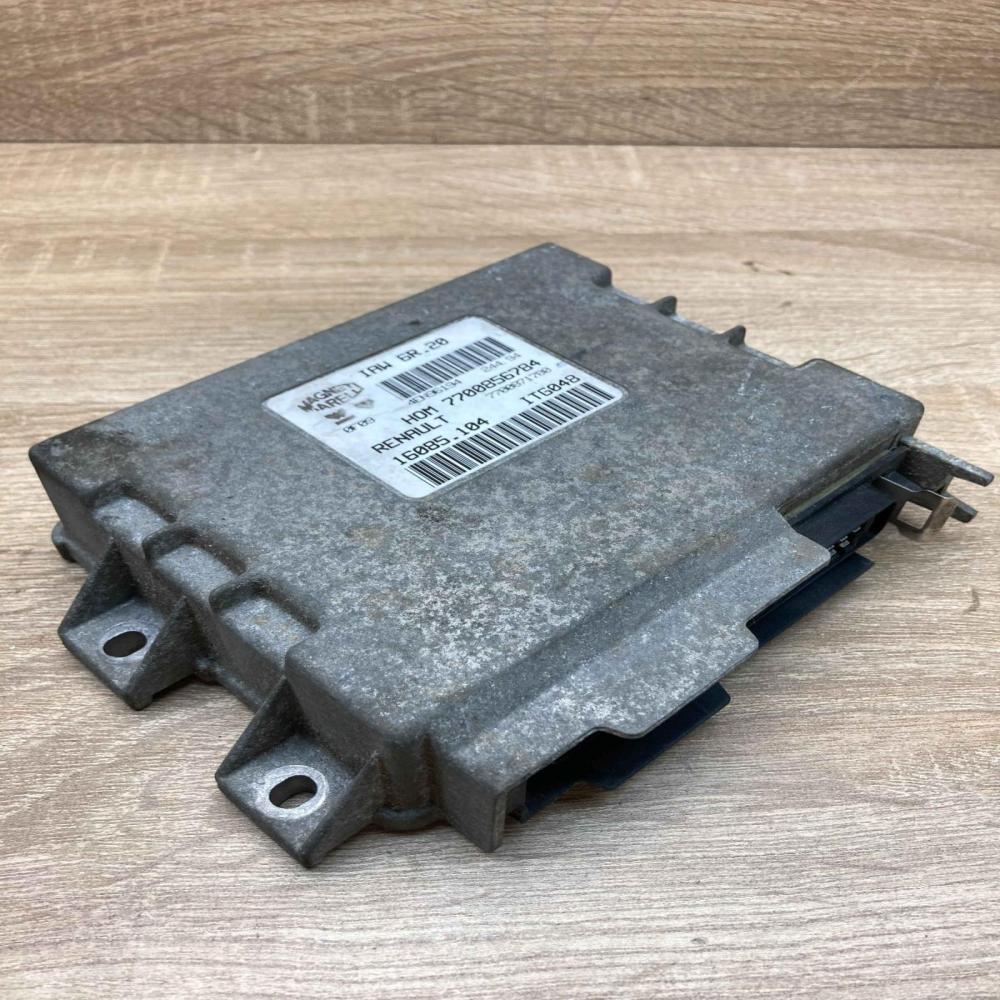 7700856784 16085 104  Engine control unit/module ECU Renault Twingo I